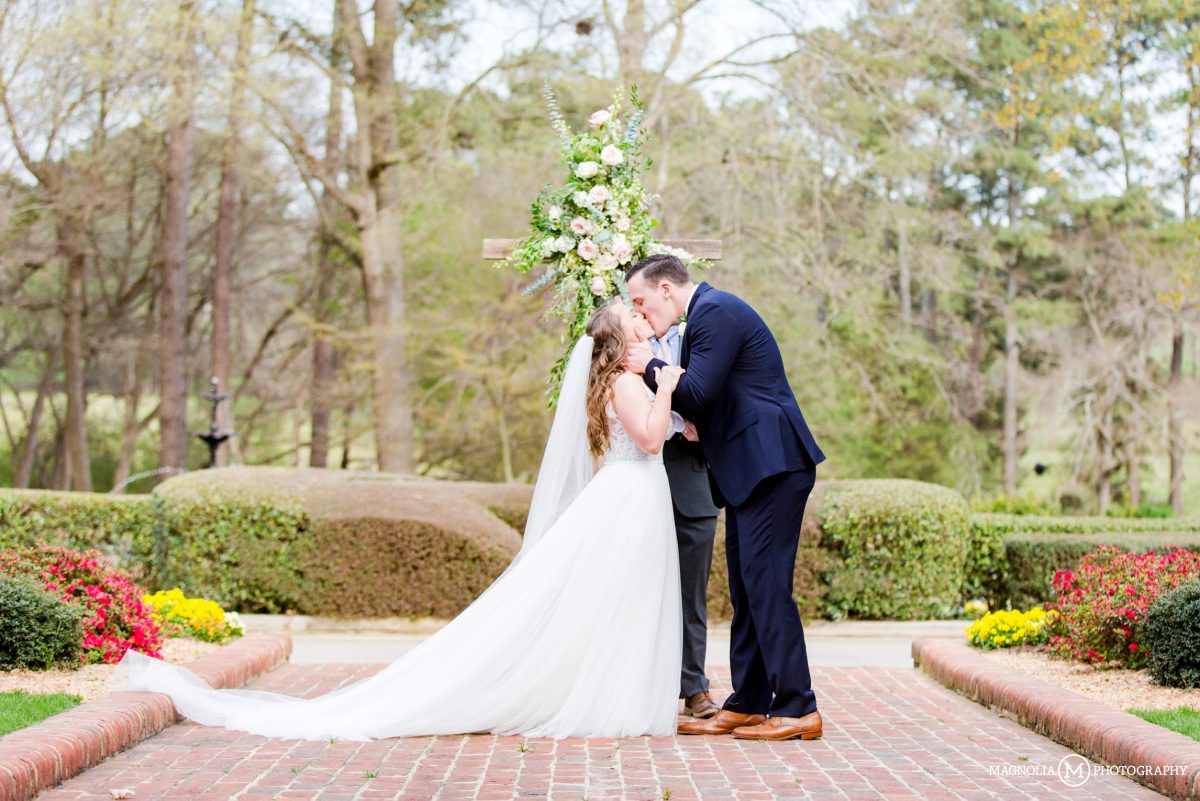 Rose Hill Plantation, NC Wedding Lauren + Zach Married Magnolia
